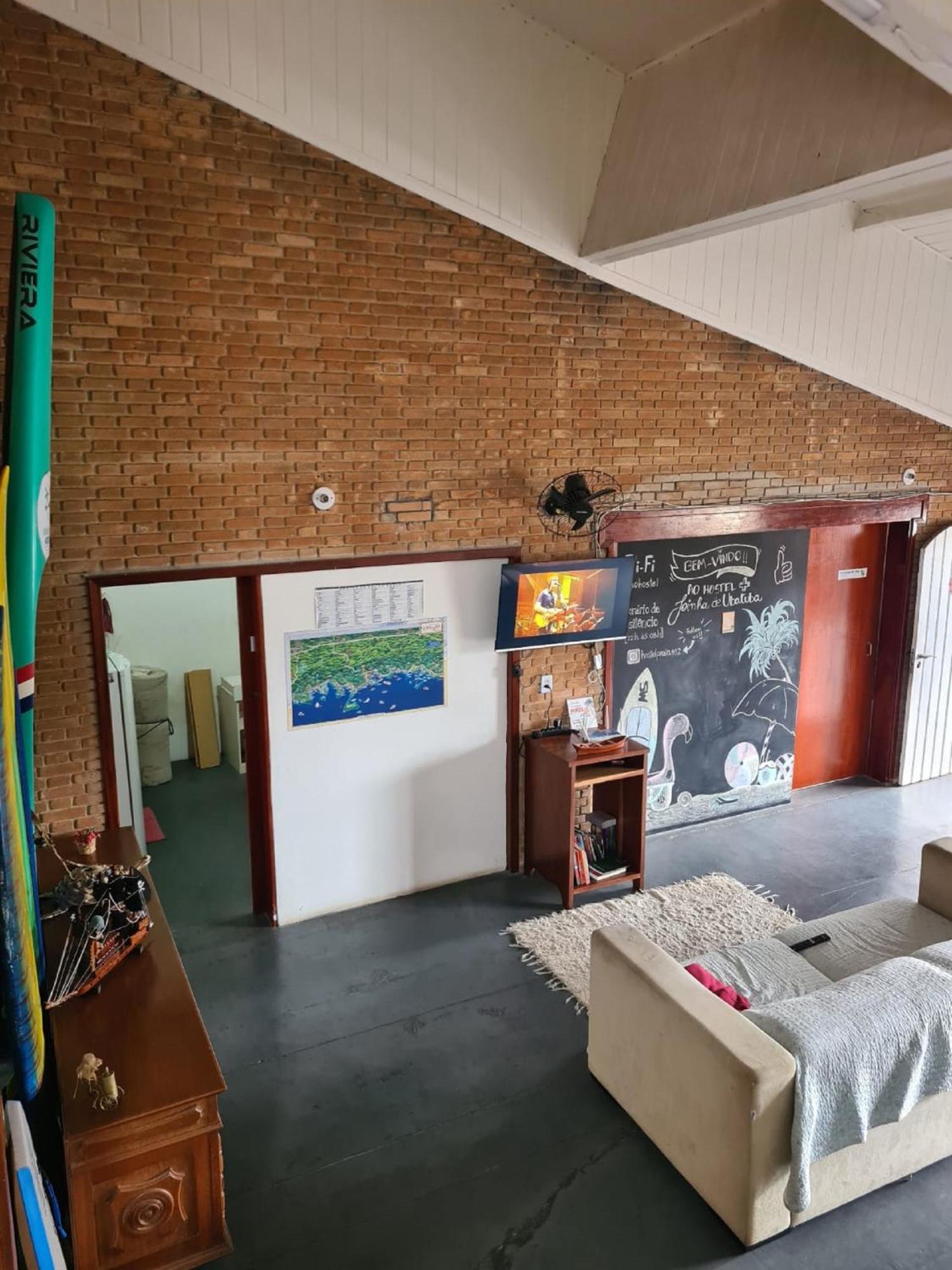 102 Hostel Ubatuba